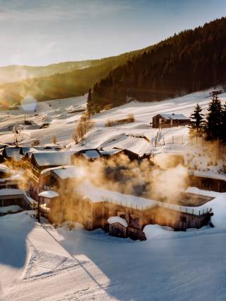 Luftansicht Wellnessbereich vom Wellnesshotel Forsthofgut in Österreich