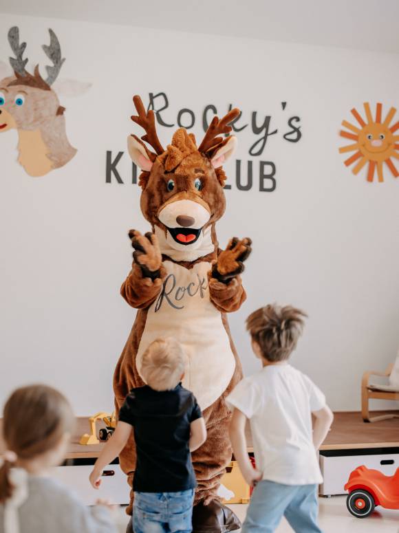 Rocky's Kidsclub Familienurlaub Österreich Leogang
